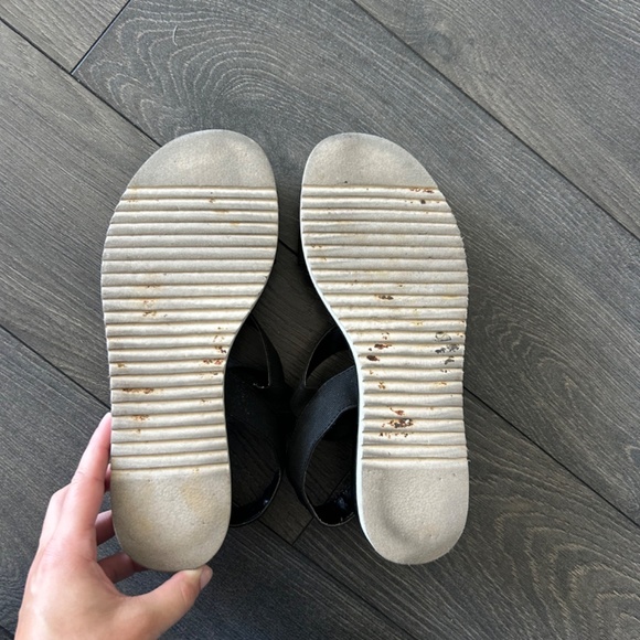 Steve Madden Sandal - Picture 3 of 4